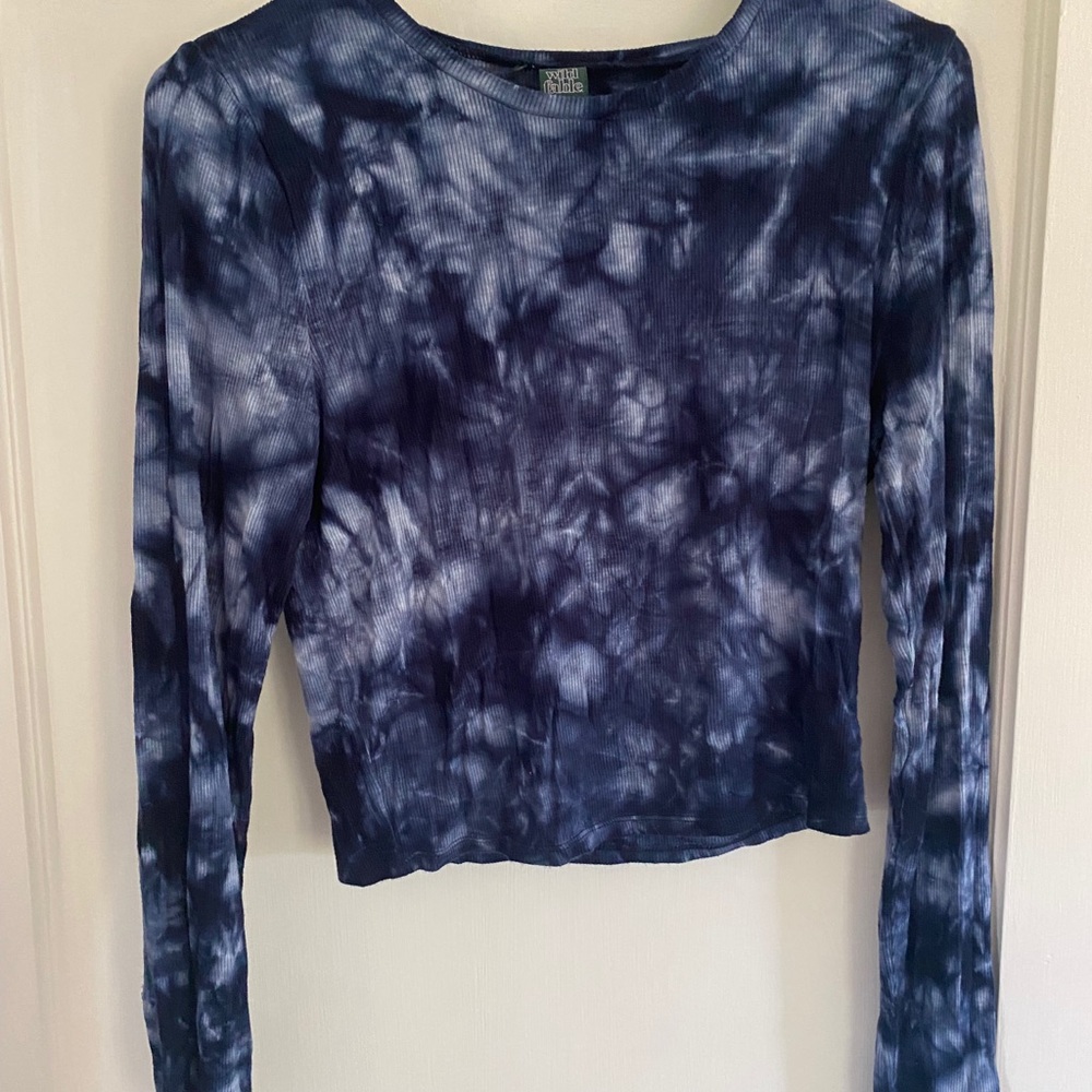 Long sleeve cotton tee